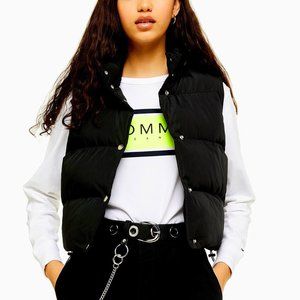 NWT Topshop puffer vest padded with snaps